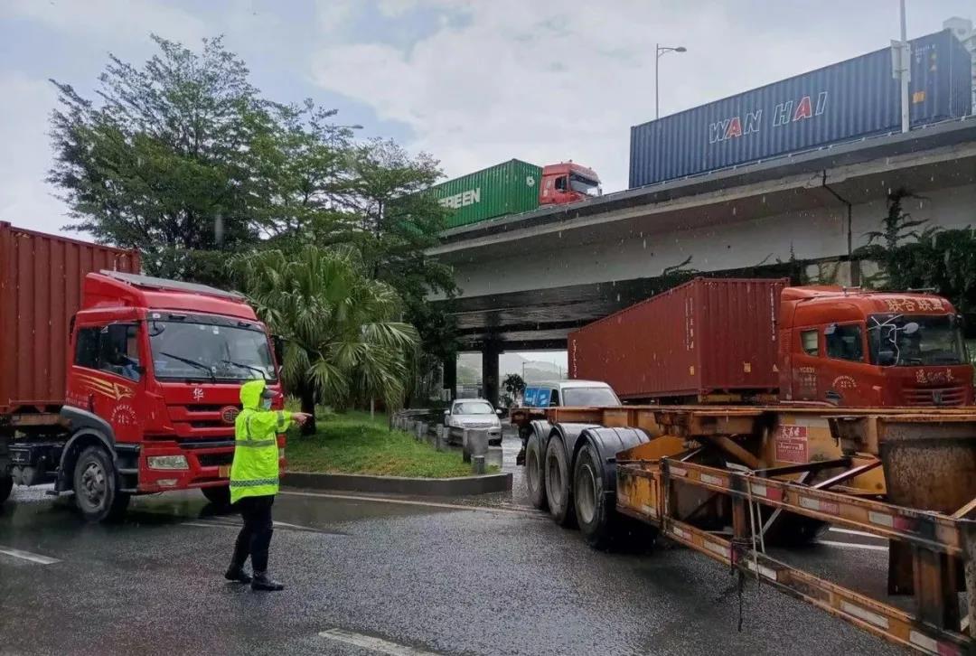 鹽田港貨柜車進港要預約！繞行攻